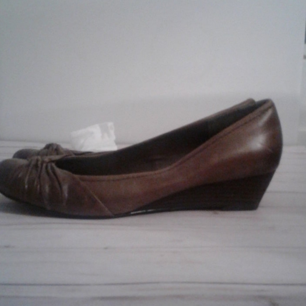 Meila platforms for  woman